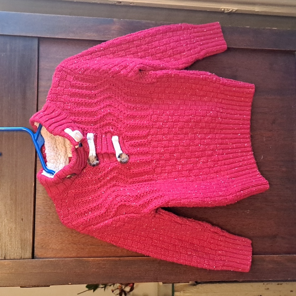 Cat & Jack boys size 2T red speckled sweater w toggle closures